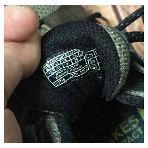 KEEN Men’s Shoes - Picture 7 of 8